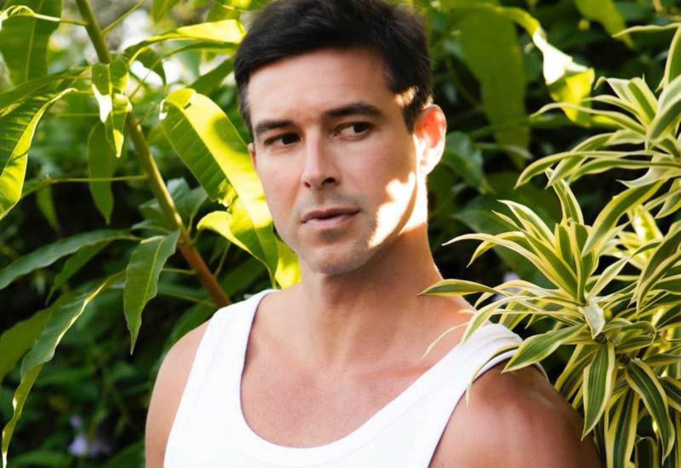 Ator de ‘Vale Tudo’ revela arrependimento por produzir conteúdo adulto Ator de ‘Vale Tudo’ revela arrependimento por produzir conteúdo adulto