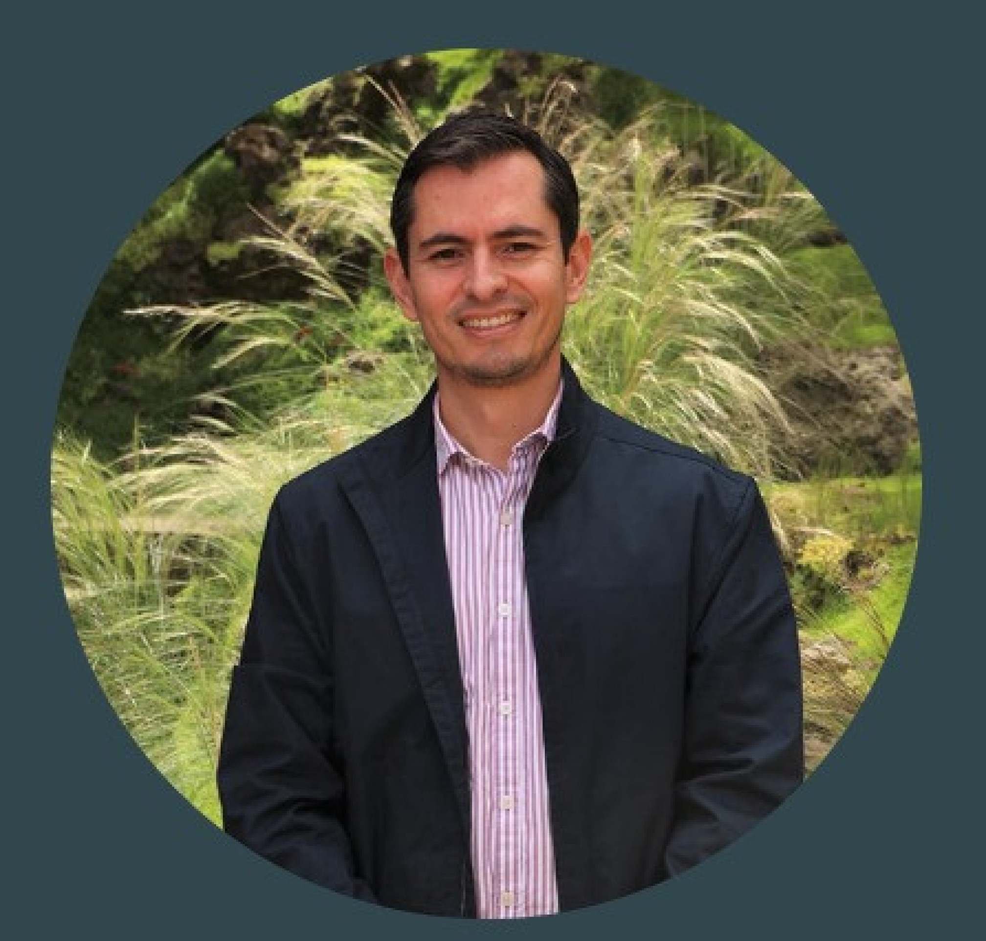 Andr&eacute;s Mac&iacute;as Tolosa, professor da Faculdade de Finan&ccedil;as, Governo e Rela&ccedil;&otilde;es Internacionais da Universidad Externado de Colombia