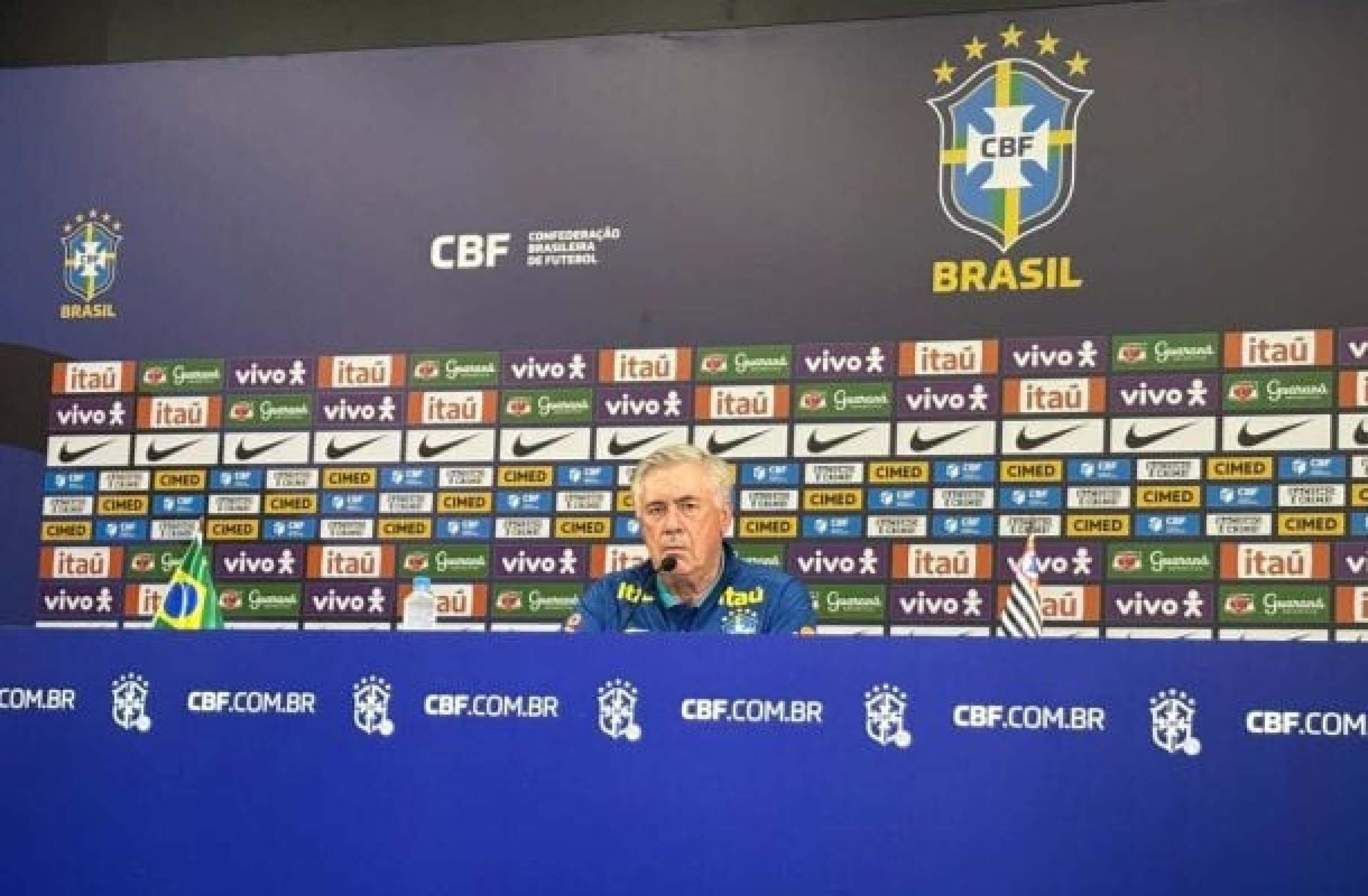 Ancelotti minimiza pressão em estreia no Brasil: ‘Está em todos os lugares’
