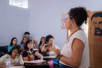Projeto oferece oficina de cobertura de eventos, cenografia e produção de eventos com certificação. - (crédito: Material Cedido ao Correio) Projeto oferece oficina de cobertura de eventos, cenografia e produção de eventos com certificação. - (crédito: Material Cedido ao Correio)
