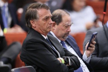 Os integrantes do núcleo 1 (Bolsonaro e sete ex-assessores) são acusados de serem os responsáveis pelo planejamento da trama golpista -  (crédito: Ton Molina/STF)