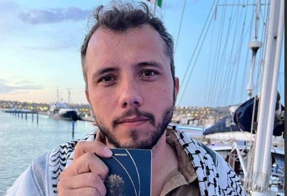 O prazo para que o ativista brasiliense seja deportado termina hoje -  (crédito: Flotilla da Liberdade)