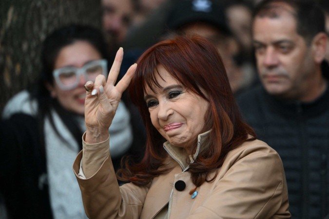 Há uma semana, Cristina Kirchner havia anunciado candidatura à deputada para as eleições da província de Buenos Aires - (crédito: Luis Robayo/AFP) Há uma semana, Cristina Kirchner havia anunciado candidatura à deputada para as eleições da província de Buenos Aires - (crédito: Luis Robayo/AFP)