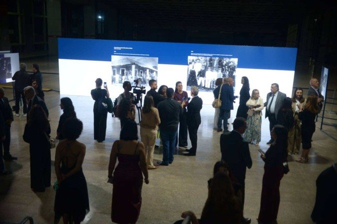  Mostra com a história de Chatô está exposta no Centro de Convenções Ulysses Guimarães