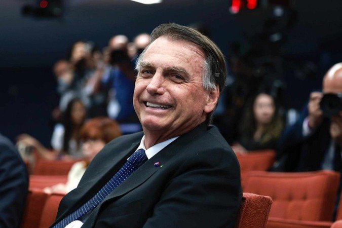 Durante seu governo, o ex-presidente realizou uma série de lives para criticar o processo eleitoral brasileiro. Durante os últimos anos, vem afirmando que irá apresentar provas contra o sistema eletrônico, mas até então não alcançou cumprir o prometido - (crédito: Fellipe Sampaio/STF) Durante seu governo, o ex-presidente realizou uma série de lives para criticar o processo eleitoral brasileiro. Durante os últimos anos, vem afirmando que irá apresentar provas contra o sistema eletrônico, mas até então não alcançou cumprir o prometido - (crédito: Fellipe Sampaio/STF)