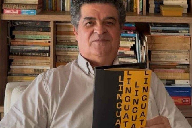 Poeta Gustavo Dourado lança o 17º livro, "Linguato", que reúne poemas desde o final da década de 1970. - (crédito: Divulgação) Poeta Gustavo Dourado lança o 17º livro, "Linguato", que reúne poemas desde o final da década de 1970. - (crédito: Divulgação)