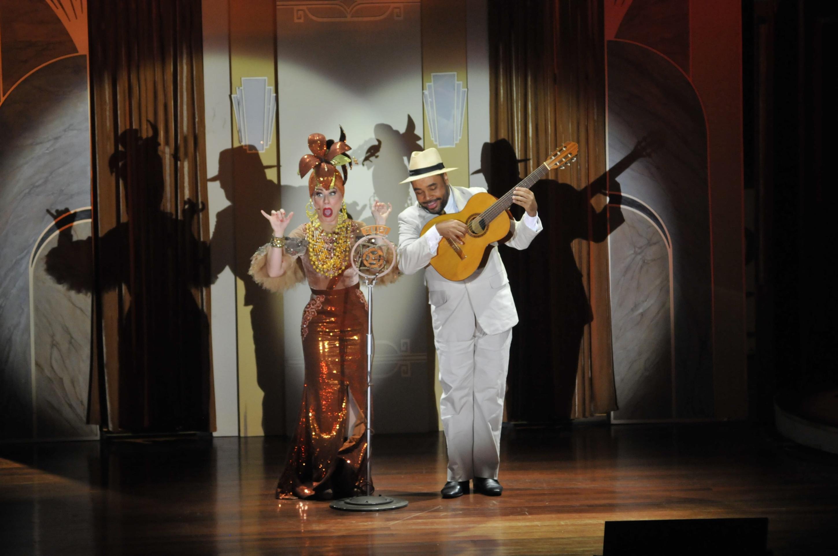  Peça Musica em comemoração dos 100 anos de Assis Chateaubriand no Centro de Convenções Ulysses Guimarães.