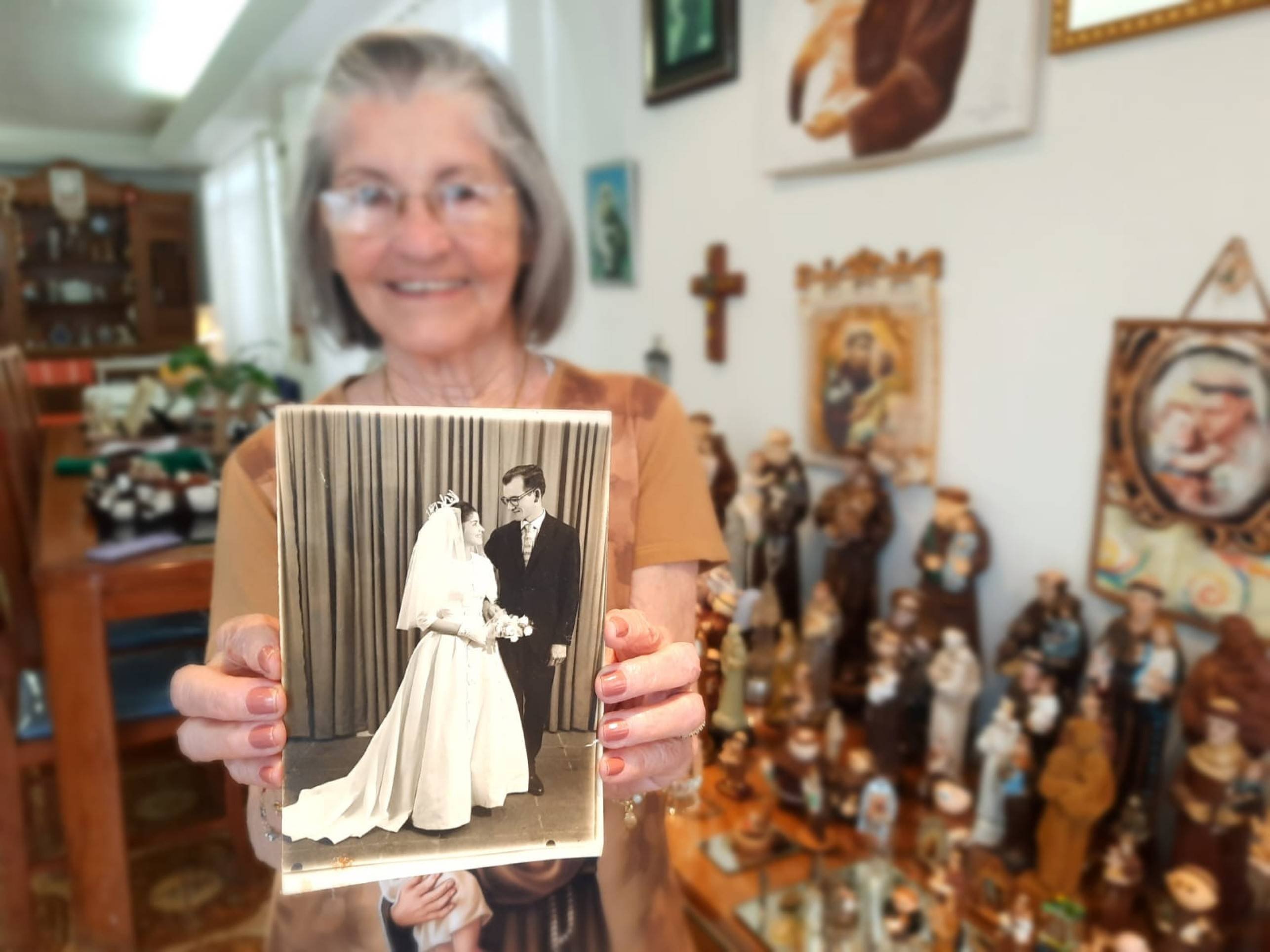 Marta da Cunha guarda com carinho a foto do casamento com o amor da vida dela, Vicente Rodrigues Marta da Cunha guarda com carinho a foto do casamento com o amor da vida dela, Vicente Rodrigues