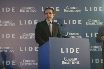 Hugo Motta também afirmou que é trabalho do Legislativo alterar as medidas que são enviadas pelo Executivo — uma resposta às reclamações que o ministro Haddad tem feito publicamente sobre a desidratação de medidas de corte de gastos

 -  (crédito: Ed Alves/CB/D.A Press)