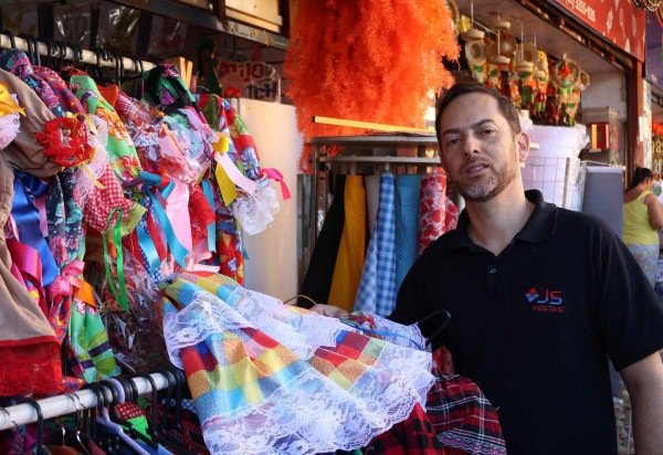 Bruna Gaston CB/DA Press