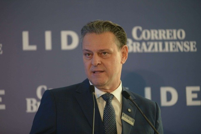 Segundo Fávaro, o encontro abordará a ampliação de linhas de crédito dolarizadas como alternativa à Selic elevada, que hoje dificulta os investimentos no campo - (crédito: Ed Alves/CB/DA.Press) Segundo Fávaro, o encontro abordará a ampliação de linhas de crédito dolarizadas como alternativa à Selic elevada, que hoje dificulta os investimentos no campo - (crédito: Ed Alves/CB/DA.Press)