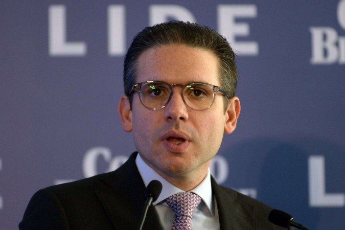 O presidente da Câmara defendeu que é preciso discutir uma agenda econômica estruturante, que inclua corte de despesas, e não apenas medidas arrecadatórias - (crédito: Ed Alves CB/DA Press) O presidente da Câmara defendeu que é preciso discutir uma agenda econômica estruturante, que inclua corte de despesas, e não apenas medidas arrecadatórias - (crédito: Ed Alves CB/DA Press)
