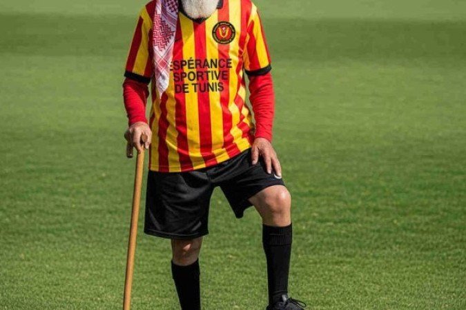 Já o Espérance, da Tunísia, não dá mostras de ter uma mascote oficial. Um grupo de torcedores, porém, criou 