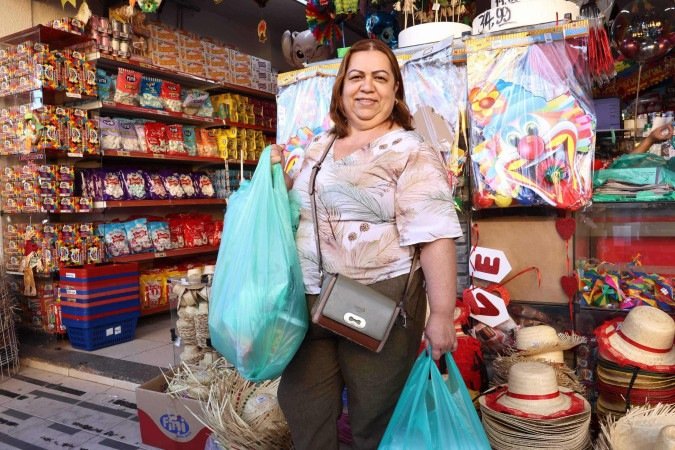  Claudete Serino pesquisa melhor preço em diferentes lojas