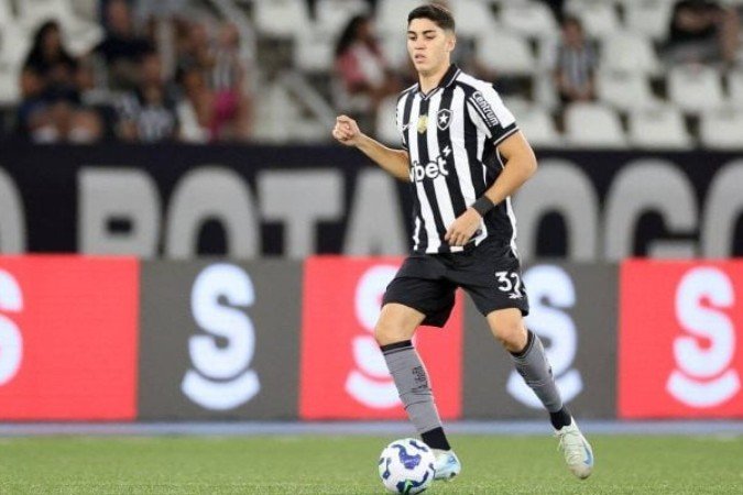 Jair é suspenso por dois jogos na Libertadores -  (crédito: Foto: Vitor Silva/Botafogo)