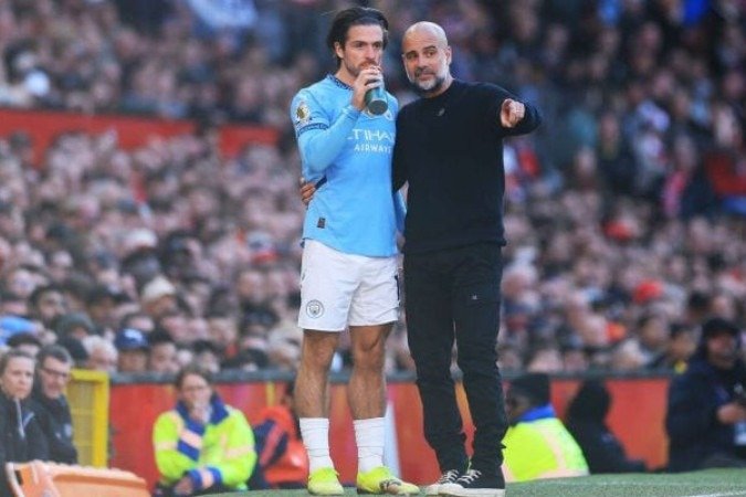 Grealish (dir.) está fora da lista do Manchester City para o Mundial de Clubes - (crédito: Foto: Michael Steele/Getty Images) Grealish (dir.) está fora da lista do Manchester City para o Mundial de Clubes - (crédito: Foto: Michael Steele/Getty Images)