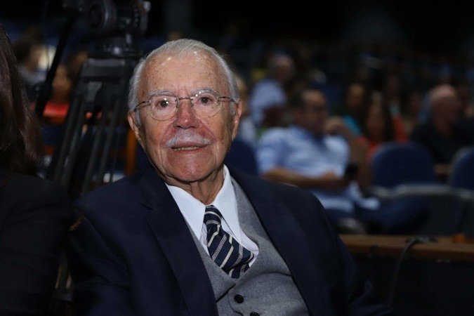 O ex-presidente do Brasil José Sarney prestigiou a última sessão do musical e relembrou do amigo, com o qual também trabalhou - (crédito: Mariana Campos/CB/D.A Press) O ex-presidente do Brasil José Sarney prestigiou a última sessão do musical e relembrou do amigo, com o qual também trabalhou - (crédito: Mariana Campos/CB/D.A Press)