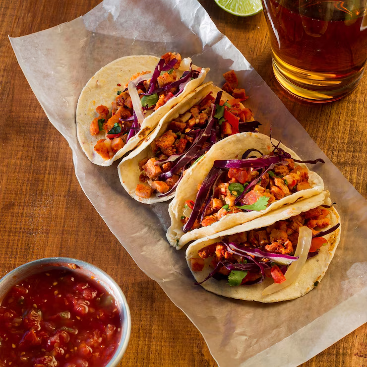 Bottas comeu 51 tacos mexicanos em apenas uma hora, marca que lhe garantiu o recorde do estabelecimento -  (crédito: Reprodução/Freepik)