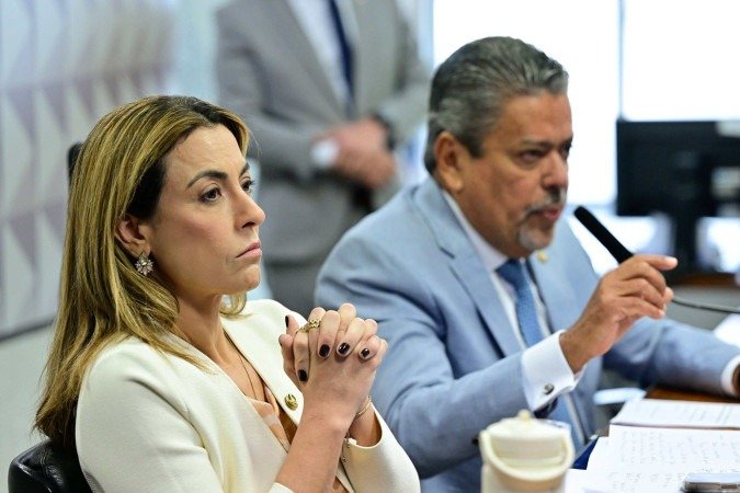 CPI das Bets realizou reunião nesta quinta-feira (12/6) para votar o relatório apresentado pela senadora Soraya Thronicke - (crédito: Geraldo Magela/Agência Senado) CPI das Bets realizou reunião nesta quinta-feira (12/6) para votar o relatório apresentado pela senadora Soraya Thronicke - (crédito: Geraldo Magela/Agência Senado)