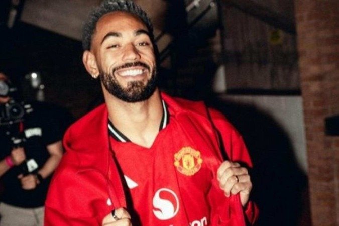 Matheus Cunha assinou contrato até 2030, com opção de renovação por mais um ano - (crédito: Foto: Divulgação) Matheus Cunha assinou contrato até 2030, com opção de renovação por mais um ano - (crédito: Foto: Divulgação)