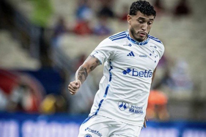 WILLIAM - Fez bem o apoio pelo lado direito, mas poderia ter caprichado mais nas saídas de bola.  NOTA 6,0 - Foto: Samuel Andrade/ Cruzeiro