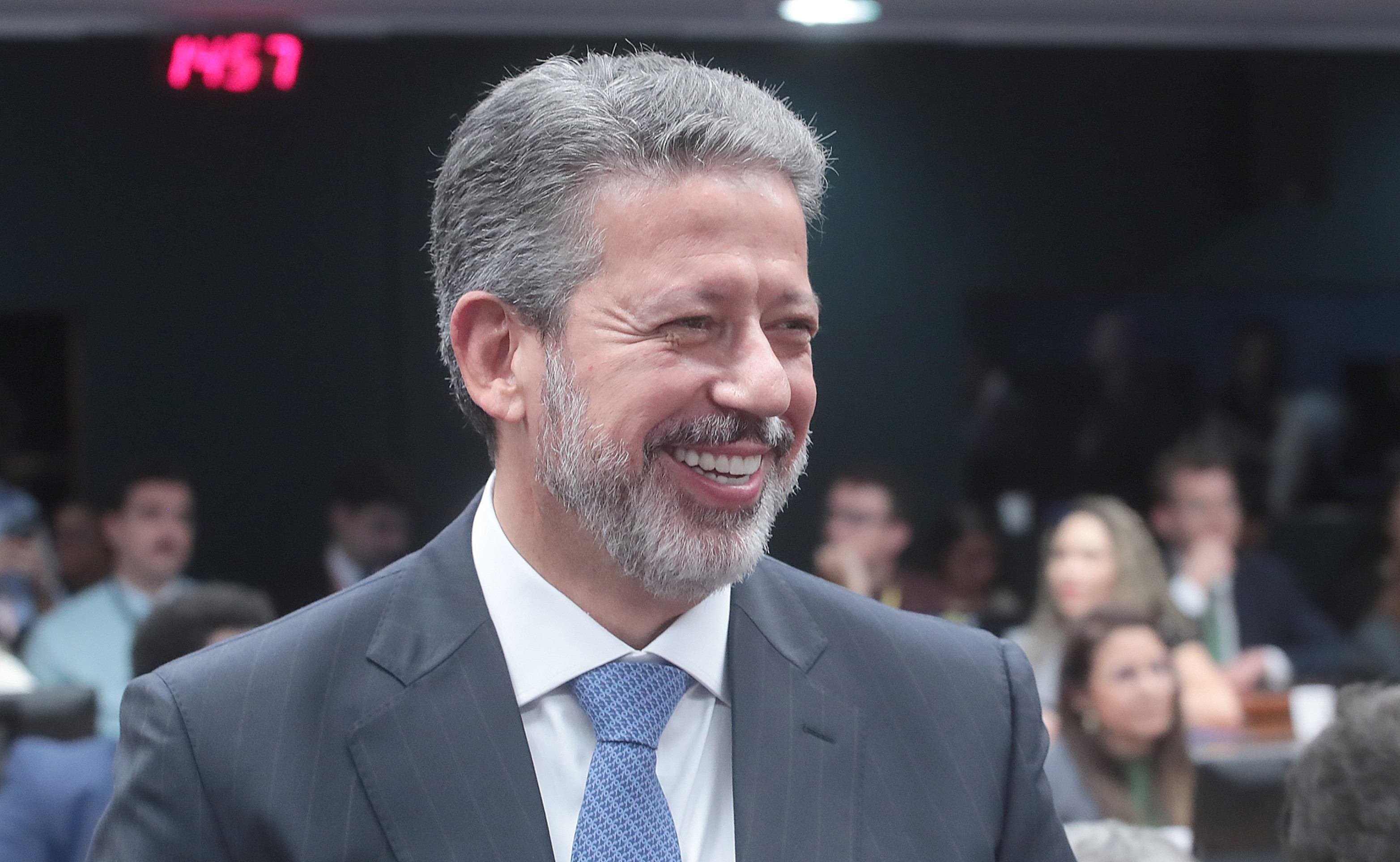 Urgência na atualização da tabela do IR entra na pauta da Câmara