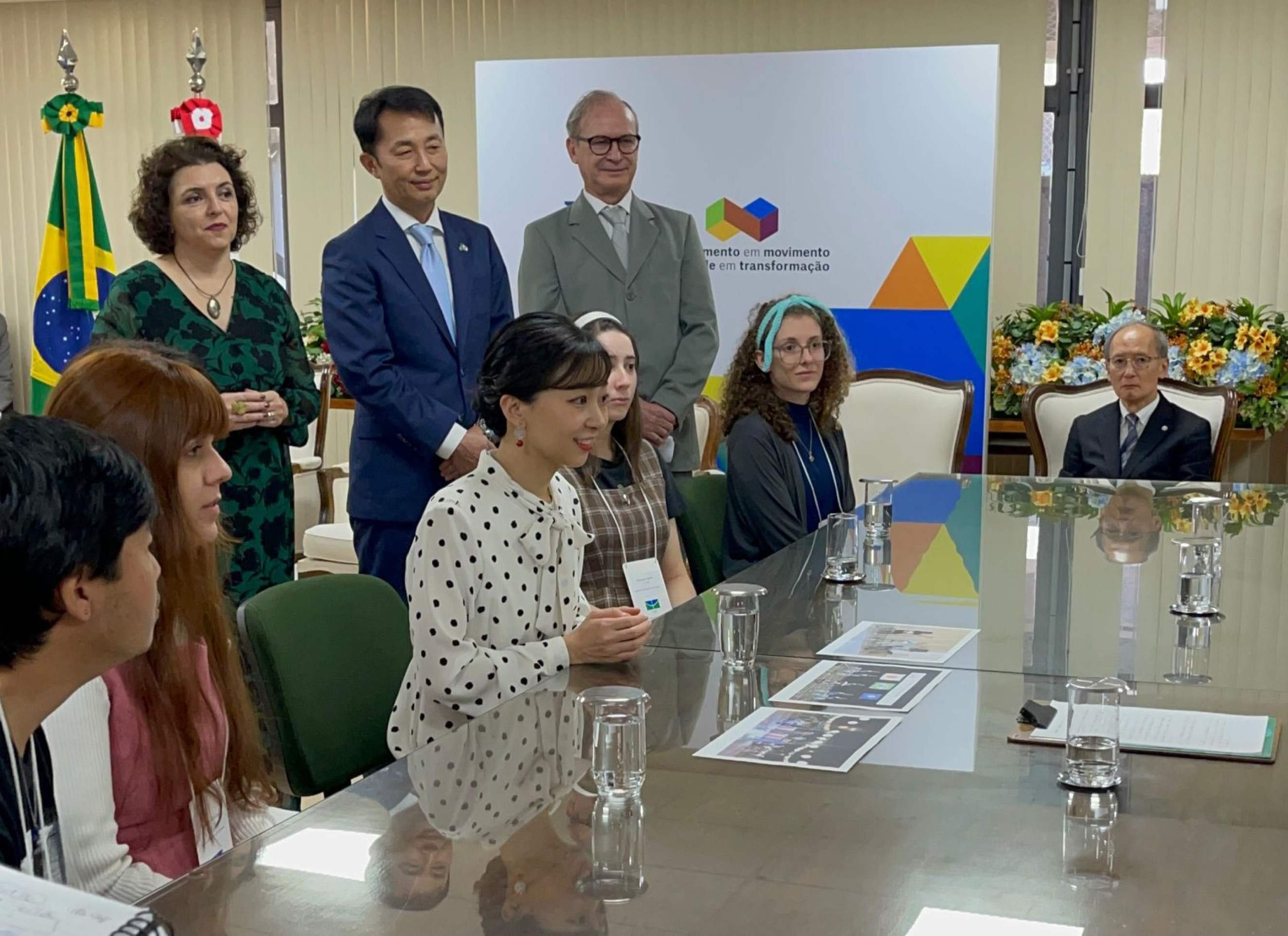 Princesa do Japão visita UnB para assistir apresentações culturais de alunos