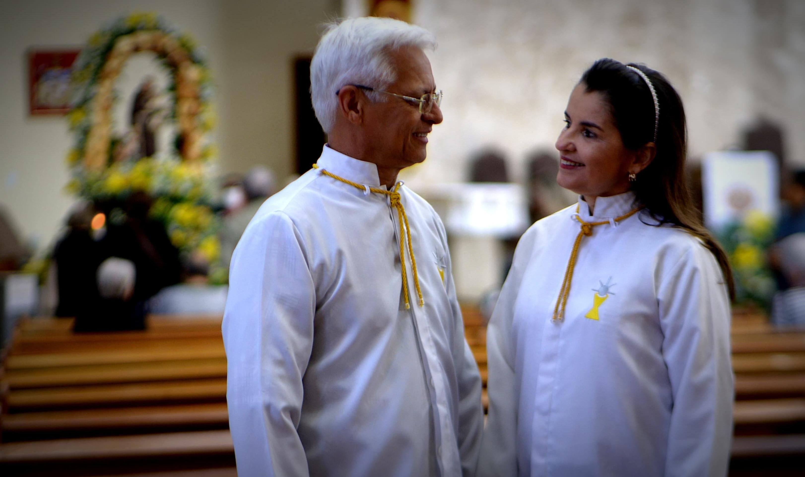  Marilene Rodrigues, 58, conheceu o marido Edilson Leone, 60, no Grupo Jovem Santo Antônio (GJSAT) ainda na adolescência.