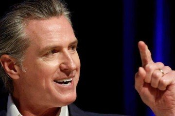 Newsom criticou Trump por enviar tropas federais para Los Angeles sem sua autorização  -  (crédito: Getty Images)