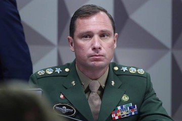 Segundo especialista entrevistado pelo Correio, a depender da característica da investigação, pode ser que a PGR requisite ao ministro Moraes a prisão preventiva de Cid. 'Pode ser que seja cumprida inclusive no depoimento de hoje', destacou
 -  (crédito: Reprodução/Redes sociais)