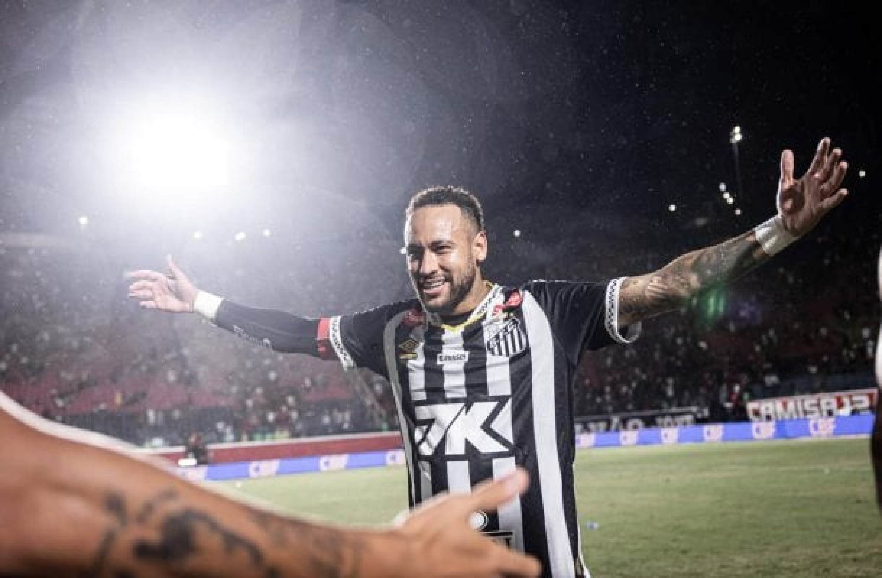 Impacto Neymar faz Santos liderar crescimento mundial nas redes sociais; veja ranking Impacto Neymar faz Santos liderar crescimento mundial nas redes sociais; veja ranking