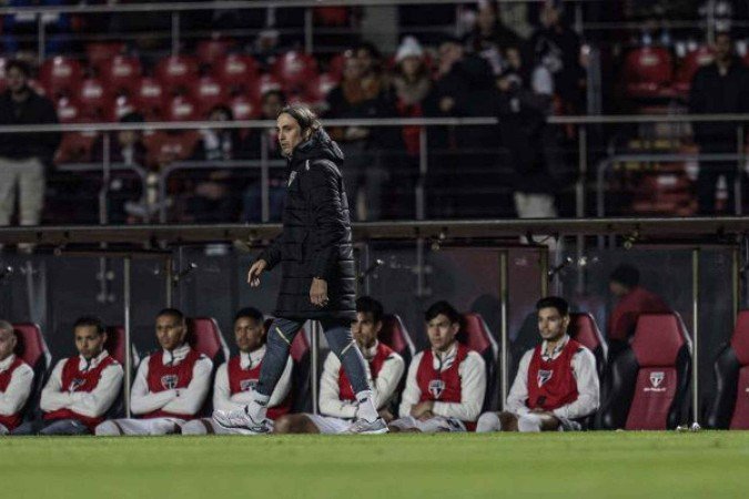 São Paulo terá muito trabalho durante pausa do Brasileirão -  (crédito: Foto: Rubens Chiri e Paulo Pinto/São Paulo)