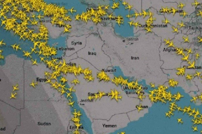 Companhias aéreas desviam aeronaves do Irã - (crédito: FlightRadar24) Companhias aéreas desviam aeronaves do Irã - (crédito: FlightRadar24)