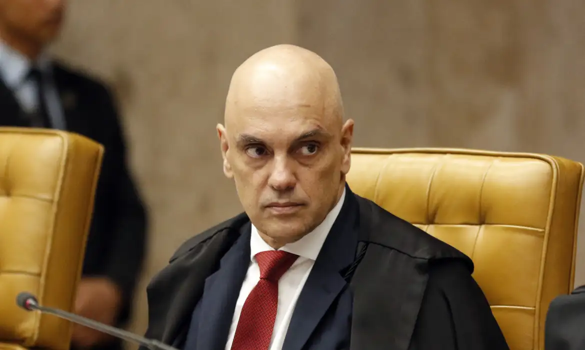 Moraes dá 24 horas para Meta entregar dados de suposta conta clandestina de Cid Moraes dá 24 horas para Meta entregar dados de suposta conta clandestina de Cid