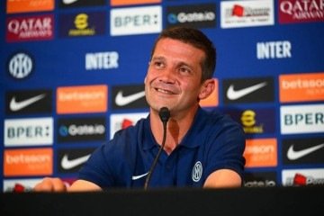 Inter de Milão apresenta novo técnico nos EUA antes de estreia pelo Mundial