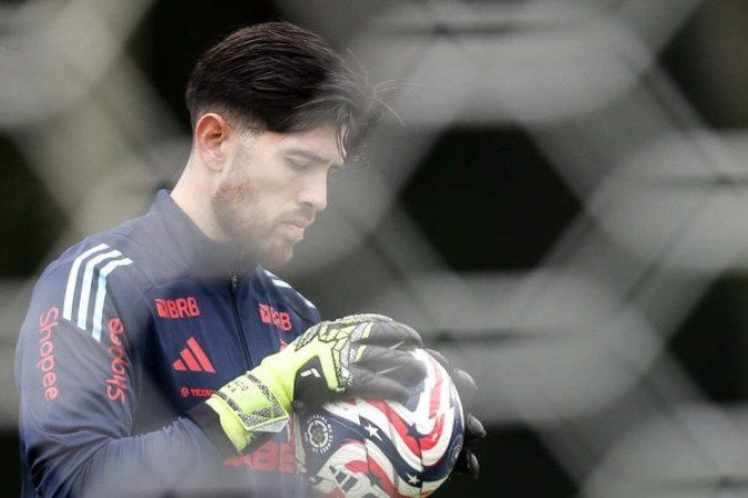 Rossi concedeu entrevista coletiva neste sábado -  (crédito: Foto: Gilvan de Souza/Flamengo)