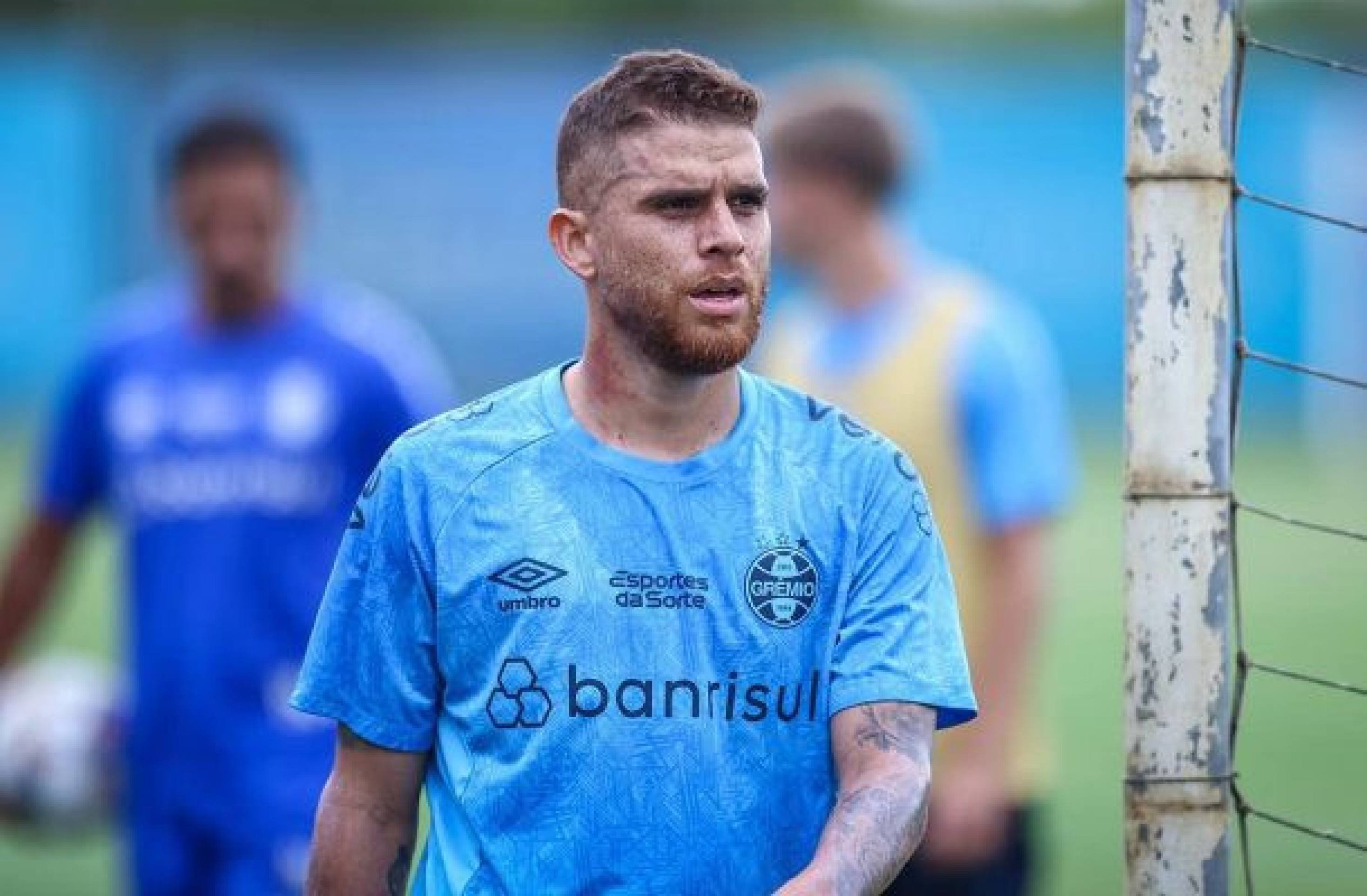 Cuéllar durante treino do Grêmio -  (crédito: Foto: Lucas Uebel/Grêmio FBPA)