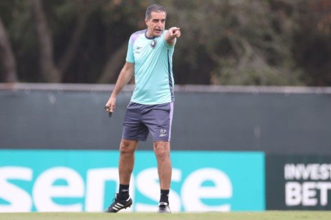 Paiva sabe que a vida do Botafogo não será fácil nos próximos dias  -  (crédito: Foto: Vitor Silva/Botafogo)