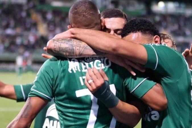 Chapecoense e Ferroviária se enfrentam pela Série B - (crédito: Rafael Bressan/Chapecoense) Chapecoense e Ferroviária se enfrentam pela Série B - (crédito: Rafael Bressan/Chapecoense)