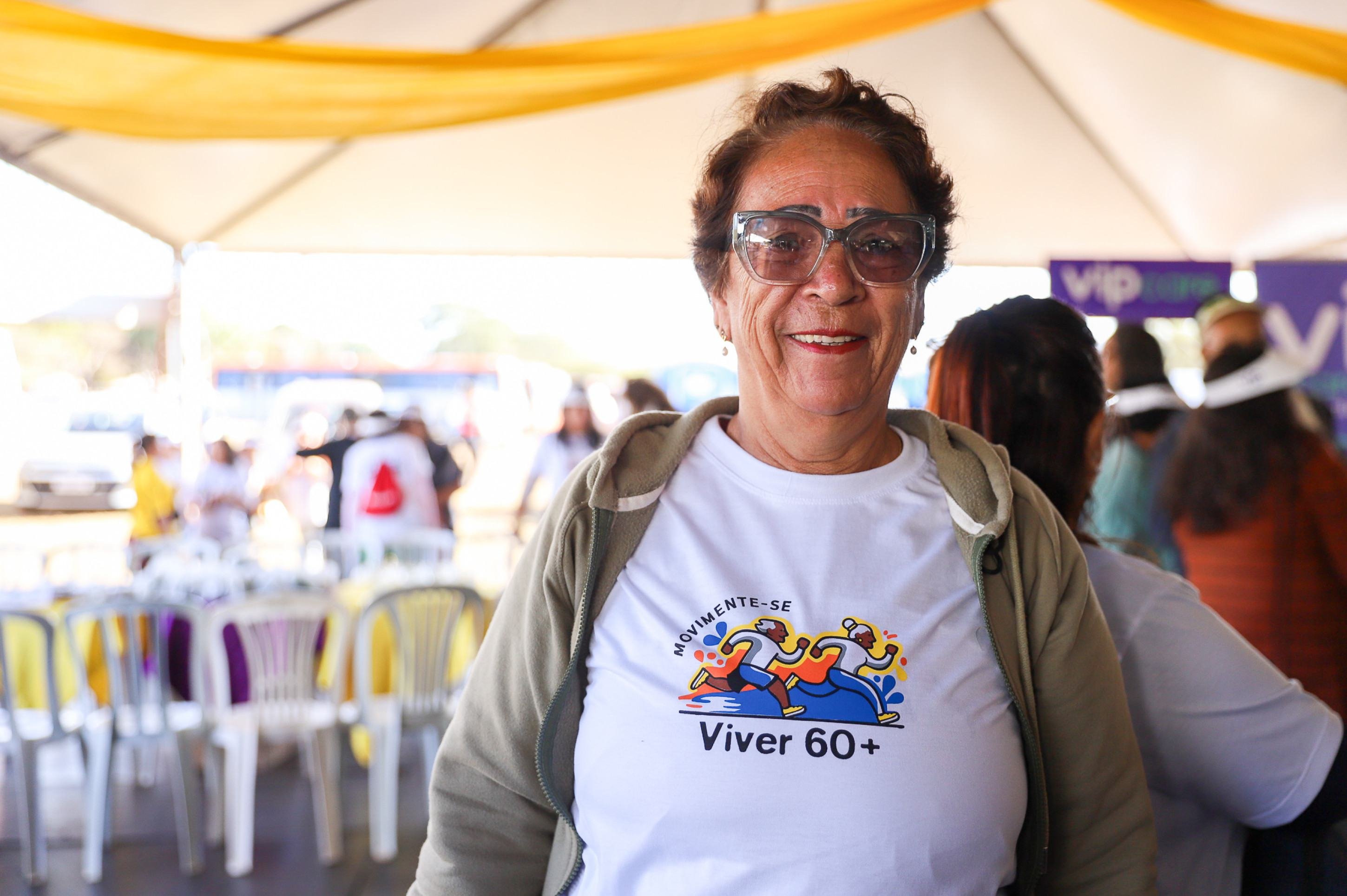 Mariângela Dantas acordou cedo para comparecer ao evento     