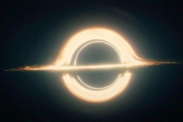 Por meio de simulações computacionais de última geração, os cientistas descobriram que buracos negros formados poucos centenas de milhões de anos após o Big Bang conseguiram crescer de forma contínua e acelerada - (crédito: Reprodução/Interestelar) Por meio de simulações computacionais de última geração, os cientistas descobriram que buracos negros formados poucos centenas de milhões de anos após o Big Bang conseguiram crescer de forma contínua e acelerada - (crédito: Reprodução/Interestelar)