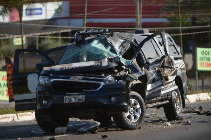 Acidente deixa uma pessoa morta e outras duas feridas na EPIA Sul, sentido Gama