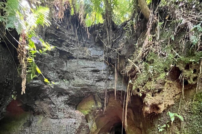 Paleotoca ou toca do tigre na coxilha da Almadén