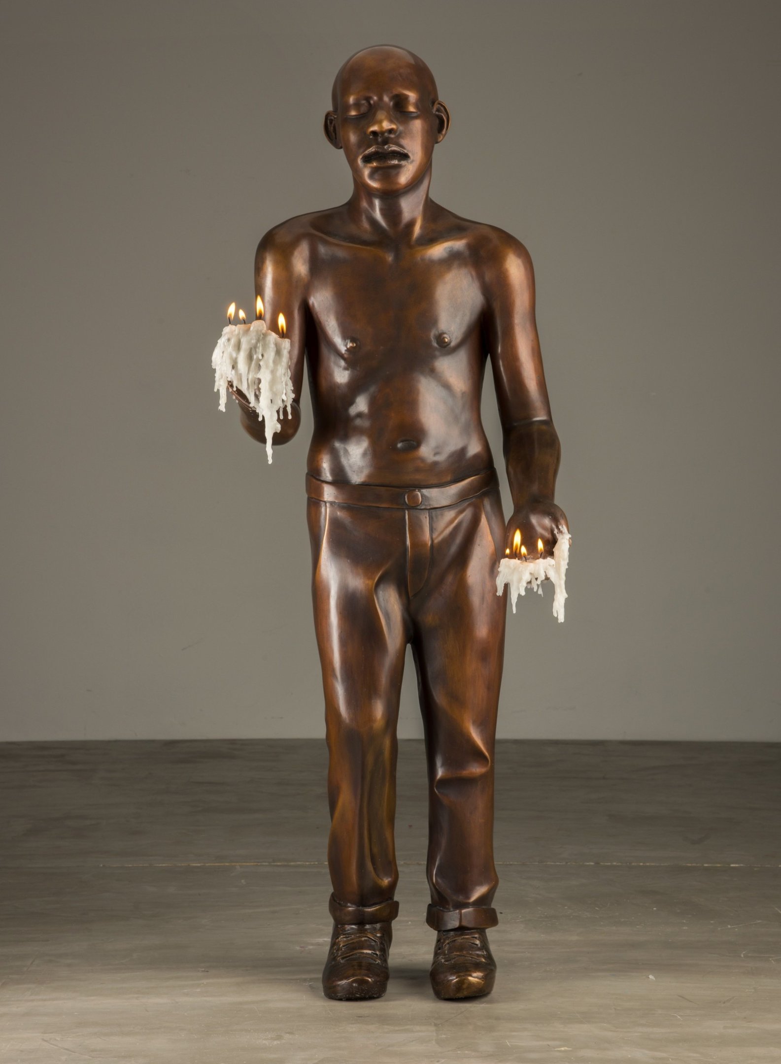 Flávio Cerqueira - um escultor de significados Curadoria:  Lilia Schwarcz. Visitação a partir de amanhã até 24 de agosto, das 9h às 21h, na Galeria 2 do CCBB (SCES Trecho 02 Lote 22 - Edif. Presidente Tancredo Neves)  
