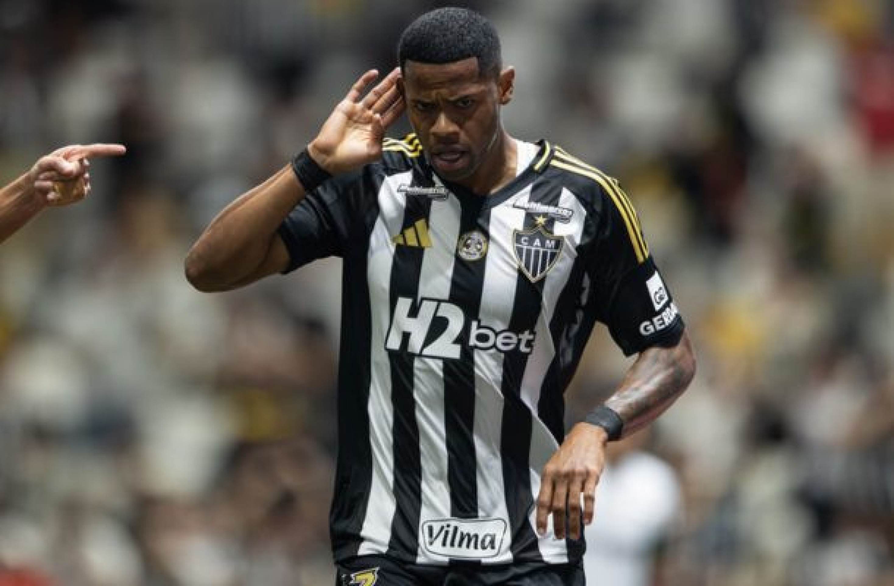 Júnior Santos comenta interesse do Botafogo e analisa situação no Atlético Júnior Santos comenta interesse do Botafogo e analisa situação no Atlético