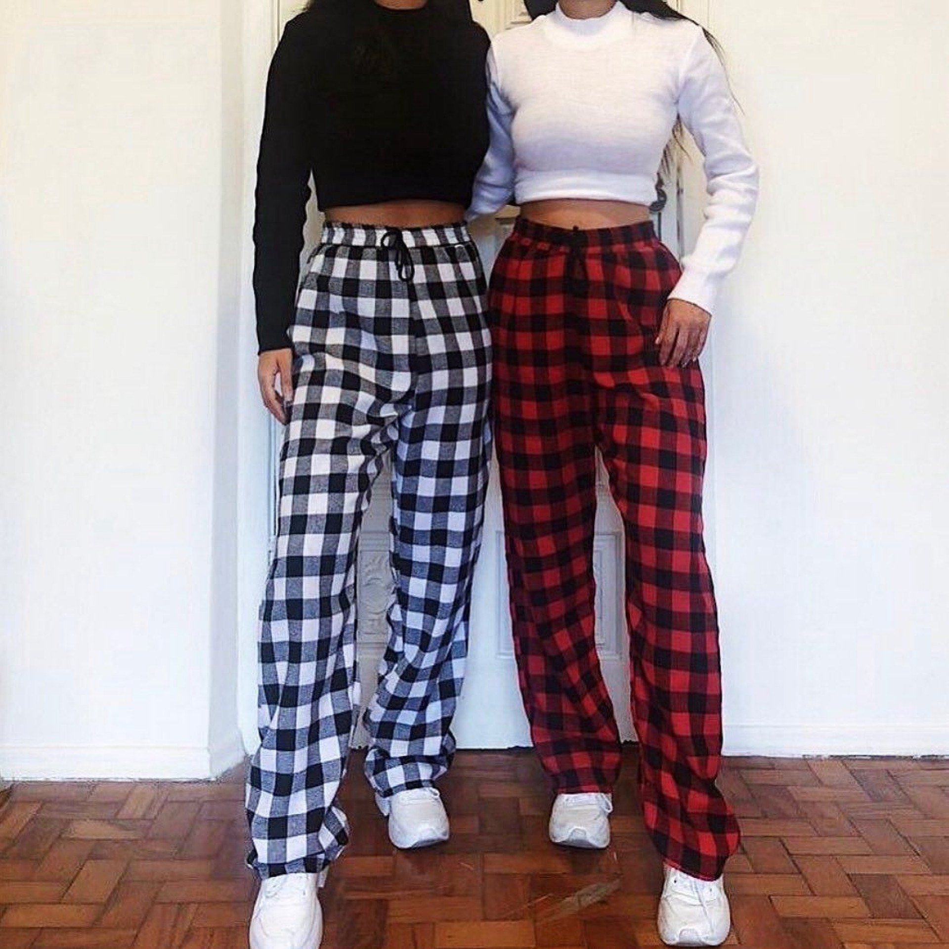 Clássico ou junino? O xadrez na moda não apenas em junho