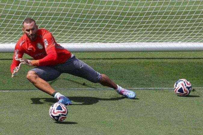Weverton recordou duelos anteriores do Palmeiras contra o Al-Ahly - (crédito: Foto: Cesar Greco/Palmeiras) Weverton recordou duelos anteriores do Palmeiras contra o Al-Ahly - (crédito: Foto: Cesar Greco/Palmeiras)