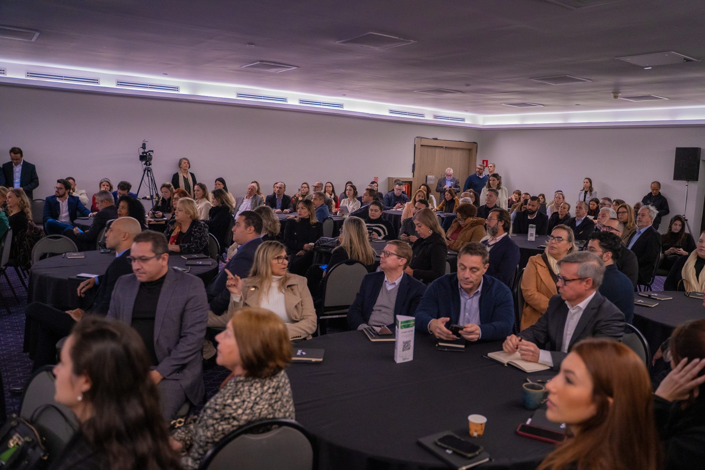 O evento reuniu profissionais de diversos setores da saúde 