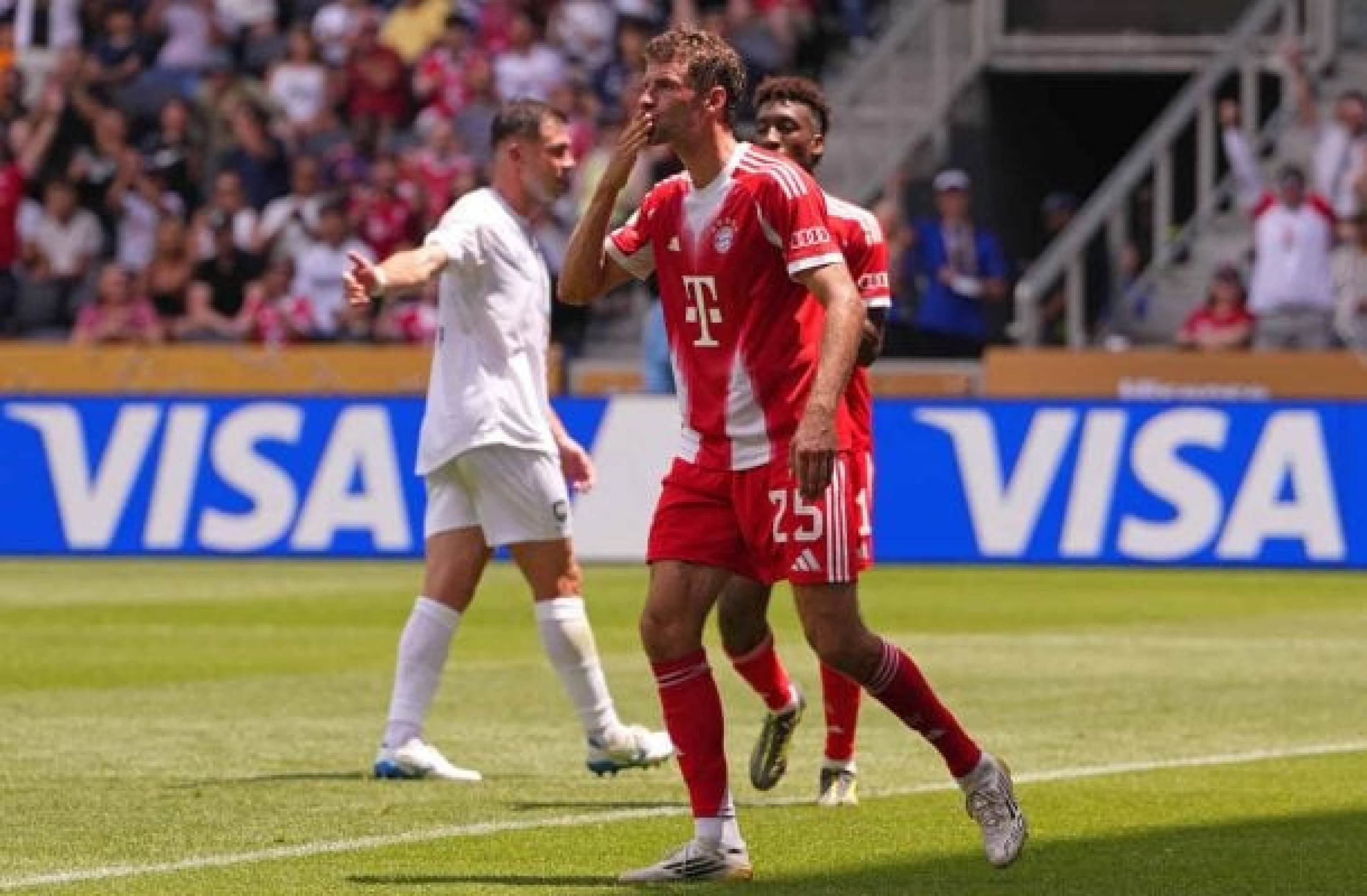Clube da MLS tenta contratar Thomas Müller após o Mundial de Clubes Clube da MLS tenta contratar Thomas Müller após o Mundial de Clubes