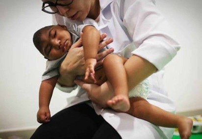 A partir de 2015, o Aedes passou a ser o transmissor de um vírus recém-chegado ao Brasil: o zika -  (crédito: Getty Images) -A partir de 2015, o Aedes passou a ser o transmissor de um vírus recém-chegado ao Brasil: o zika -  (crédito: Getty Images)